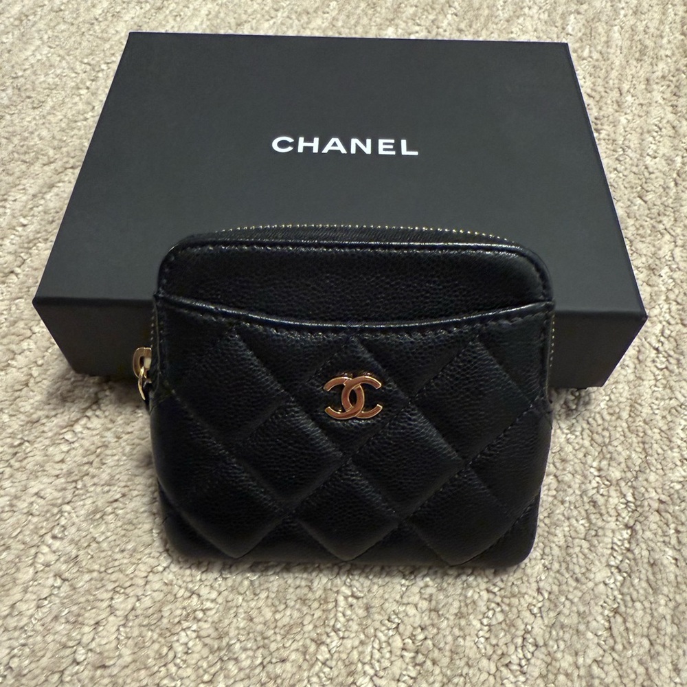CHANEL Black Quilted Leather Card Holder Wallet